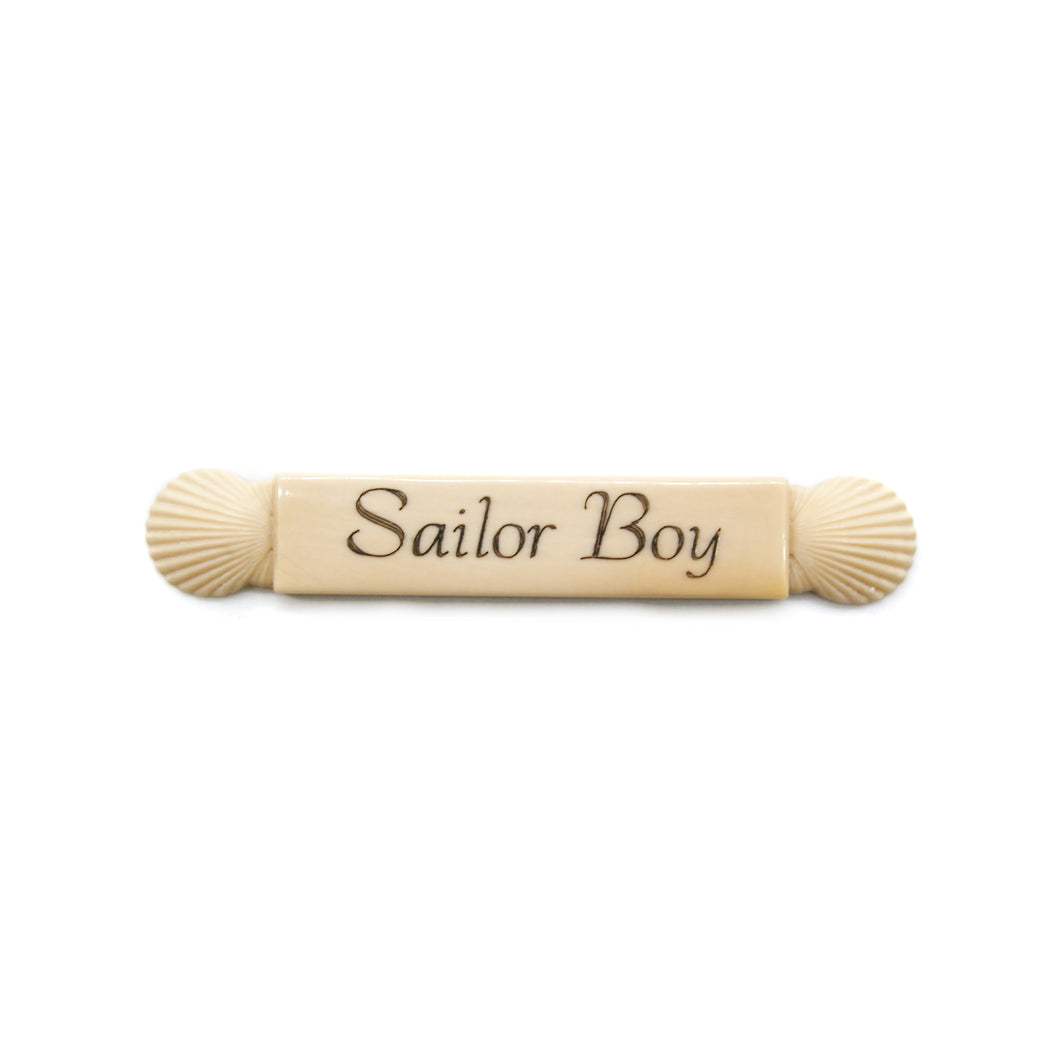 ｸｫｰﾀｰﾎﾞｰﾄﾞ/ｼｪﾙｴﾝﾄﾞ ［ﾏﾝﾓｽ］【Sailor Boy/書体Bernhard】 3-1/2ｲﾝﾁ